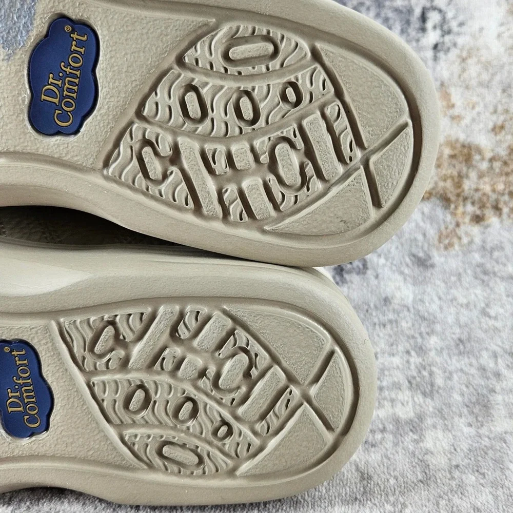 Dr Comfort Collette Orthopedic Shoes Women 7.5 Wide Beige  Leather Hook and Loop